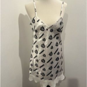 NFL Raider night gown size Large